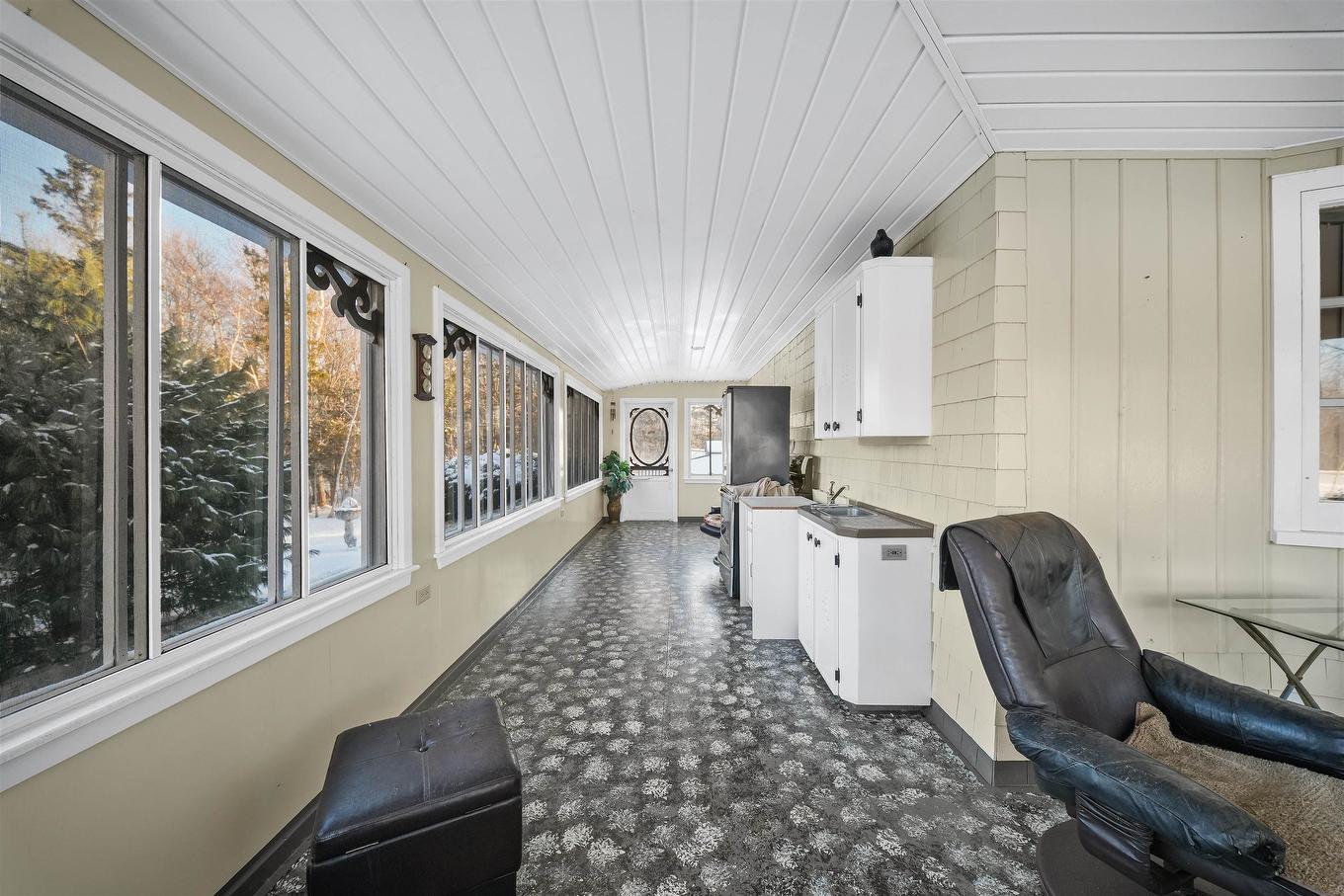 693 Thompson Road, St. Louis, PE