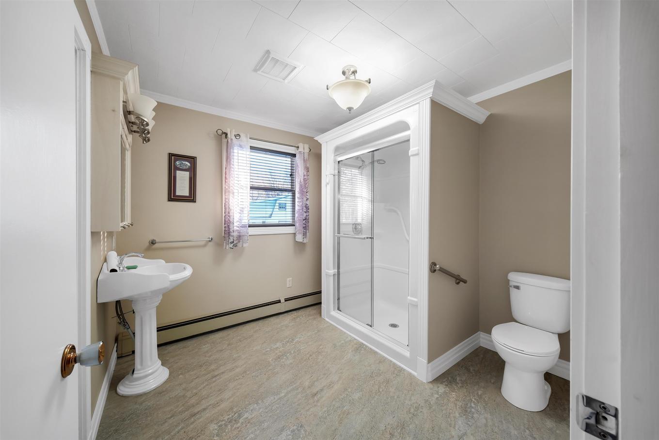 693 Thompson Road, St. Louis, PE