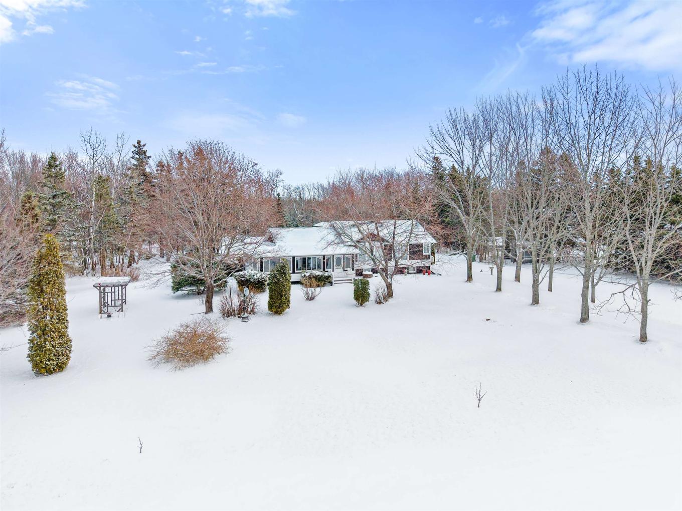 693 Thompson Road, St. Louis, PE