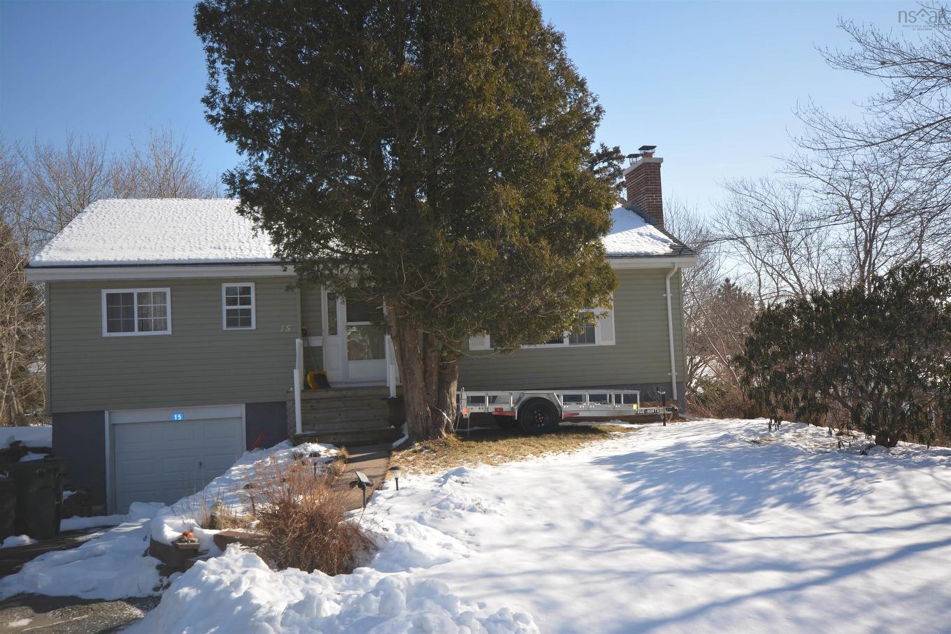 15 Iris Avenue, Herring Cove, NS