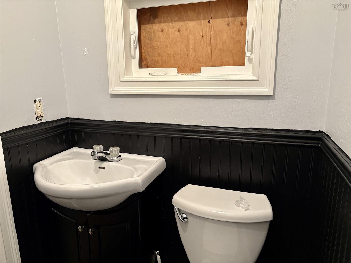 73 Church St., Inverness, NS