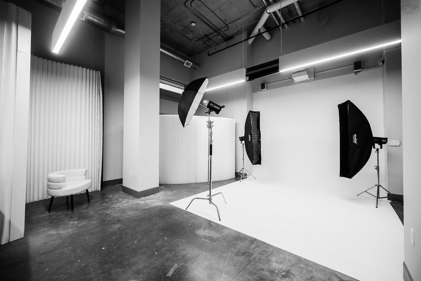 100 25 Alderney Drive, Dartmouth, NS