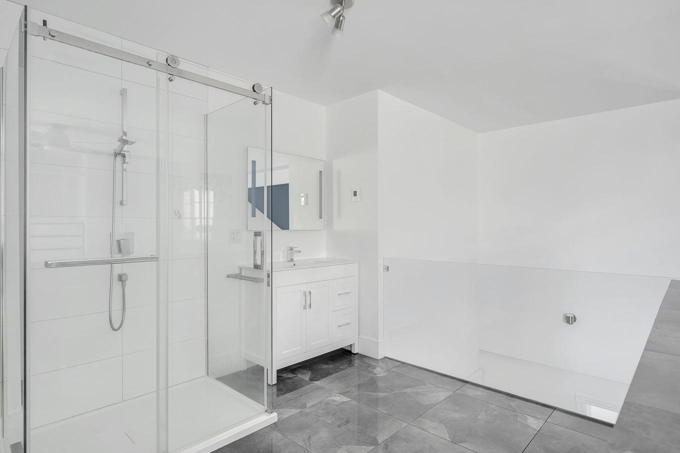 Bathroom - 7-450 Allée Des Cimes, Mont-Tremblant, QC - Indoor Photo Showing Bathroom