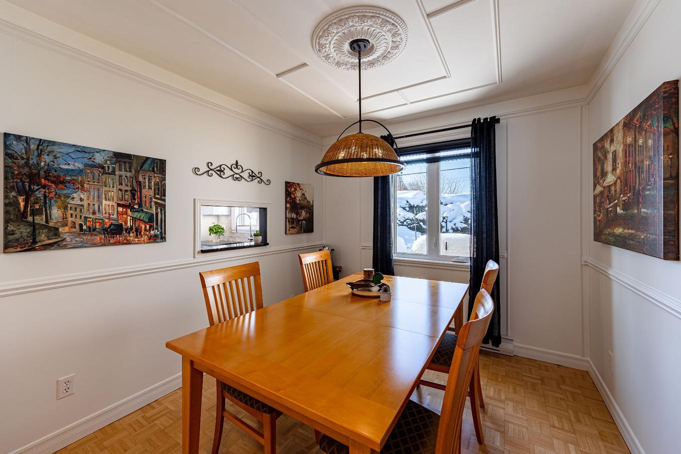 Salle à manger - 54 Rue De La Licorne, Québec (Beauport), QC - Indoor Photo Showing Dining Room