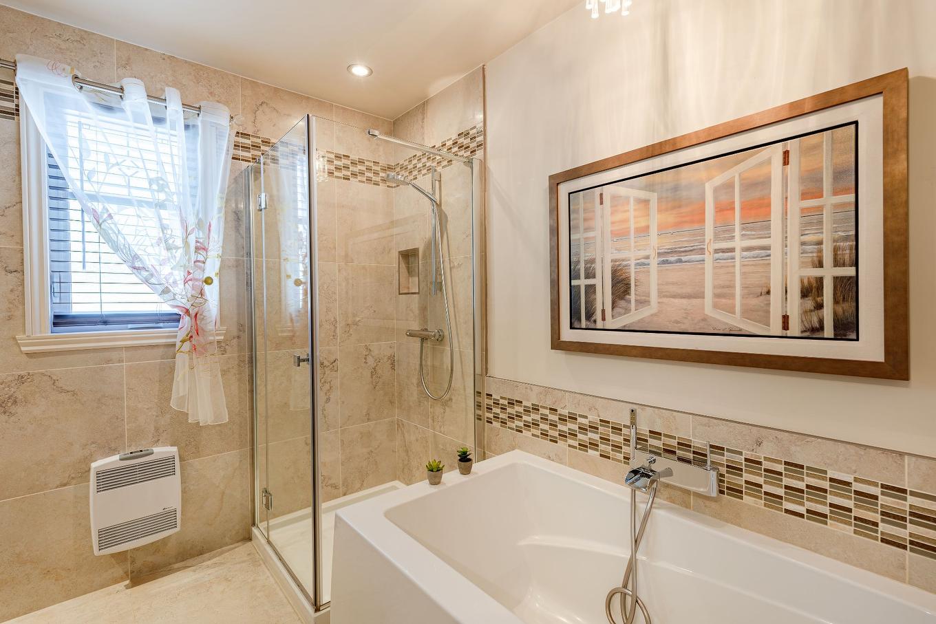 Salle de bains - 54 Rue De La Licorne, Québec (Beauport), QC - Indoor Photo Showing Bathroom