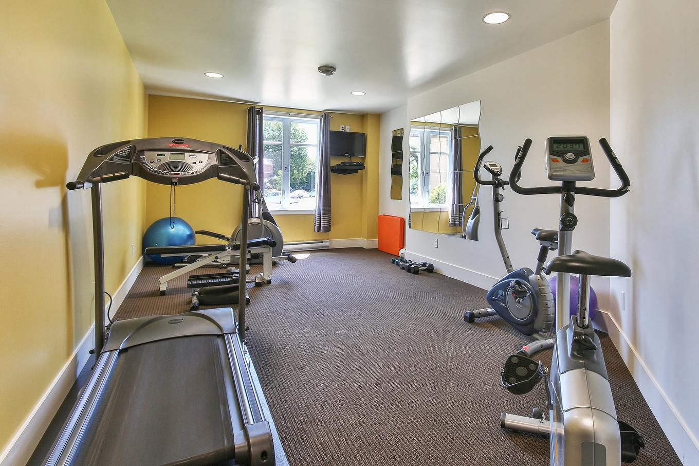 Exercise room - 101-25 Rue St-Hubert, Saint-Jean-Sur-Richelieu, QC - Indoor Photo Showing Gym Room