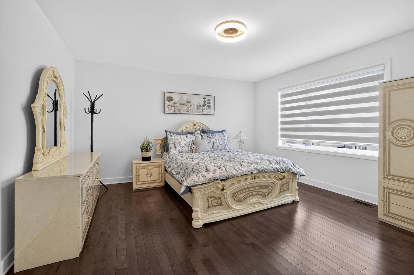 Primary bedroom - 974 Rue Des Coliades, Saint-Lazare, QC - Indoor Photo Showing Bedroom