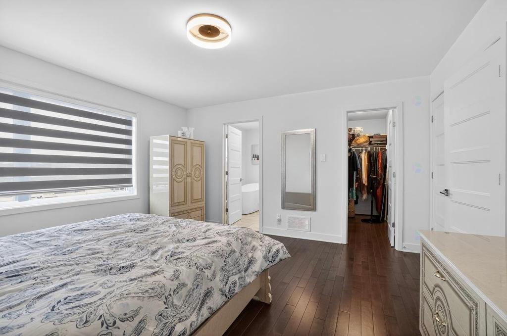 Primary bedroom - 974 Rue Des Coliades, Saint-Lazare, QC - Indoor Photo Showing Bedroom