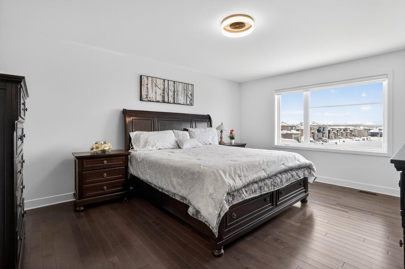 Bedroom - 974 Rue Des Coliades, Saint-Lazare, QC - Indoor Photo Showing Bedroom