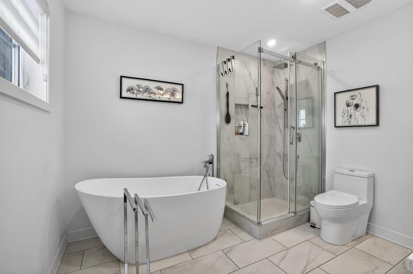 Bathroom - 974 Rue Des Coliades, Saint-Lazare, QC - Indoor Photo Showing Bathroom