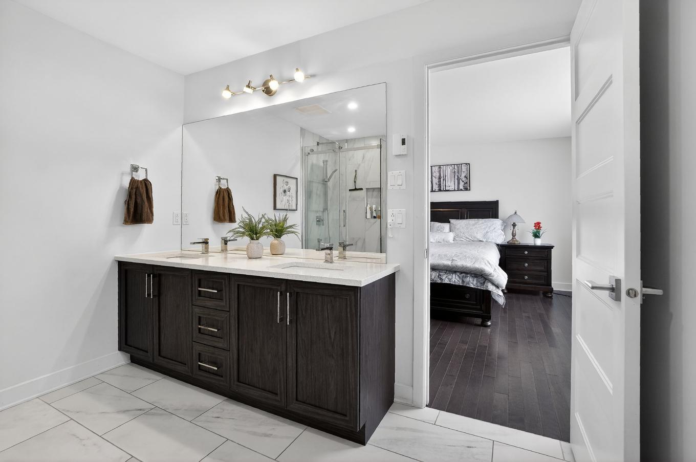 Bathroom - 974 Rue Des Coliades, Saint-Lazare, QC - Indoor Photo Showing Bathroom