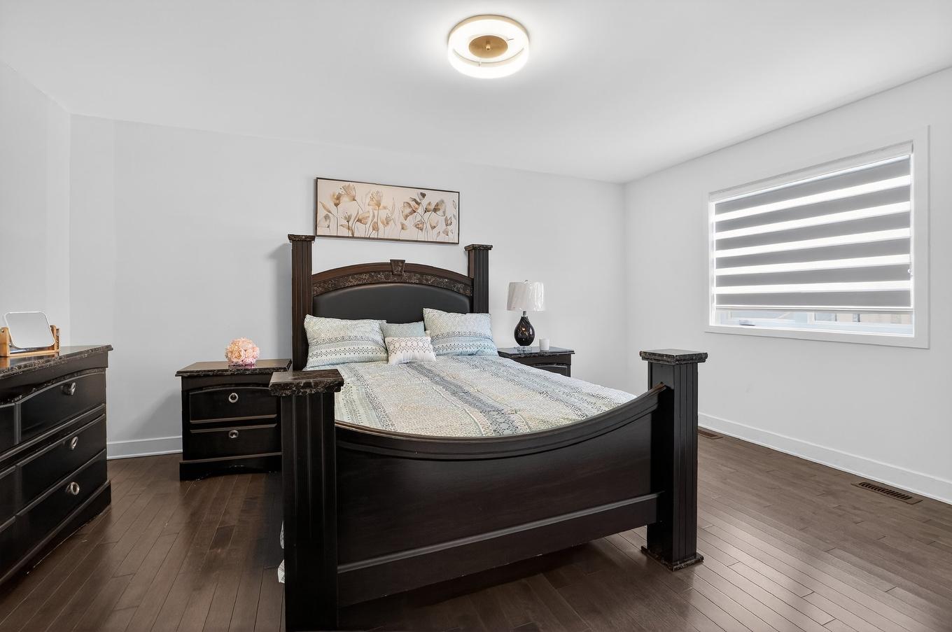 Bedroom - 974 Rue Des Coliades, Saint-Lazare, QC - Indoor Photo Showing Bedroom