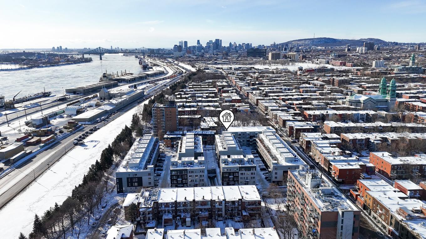 Aerial photo - 202-594 Rue Nicolet, Montréal (Mercier/Hochelaga-Maisonneuve), QC - Outdoor With View
