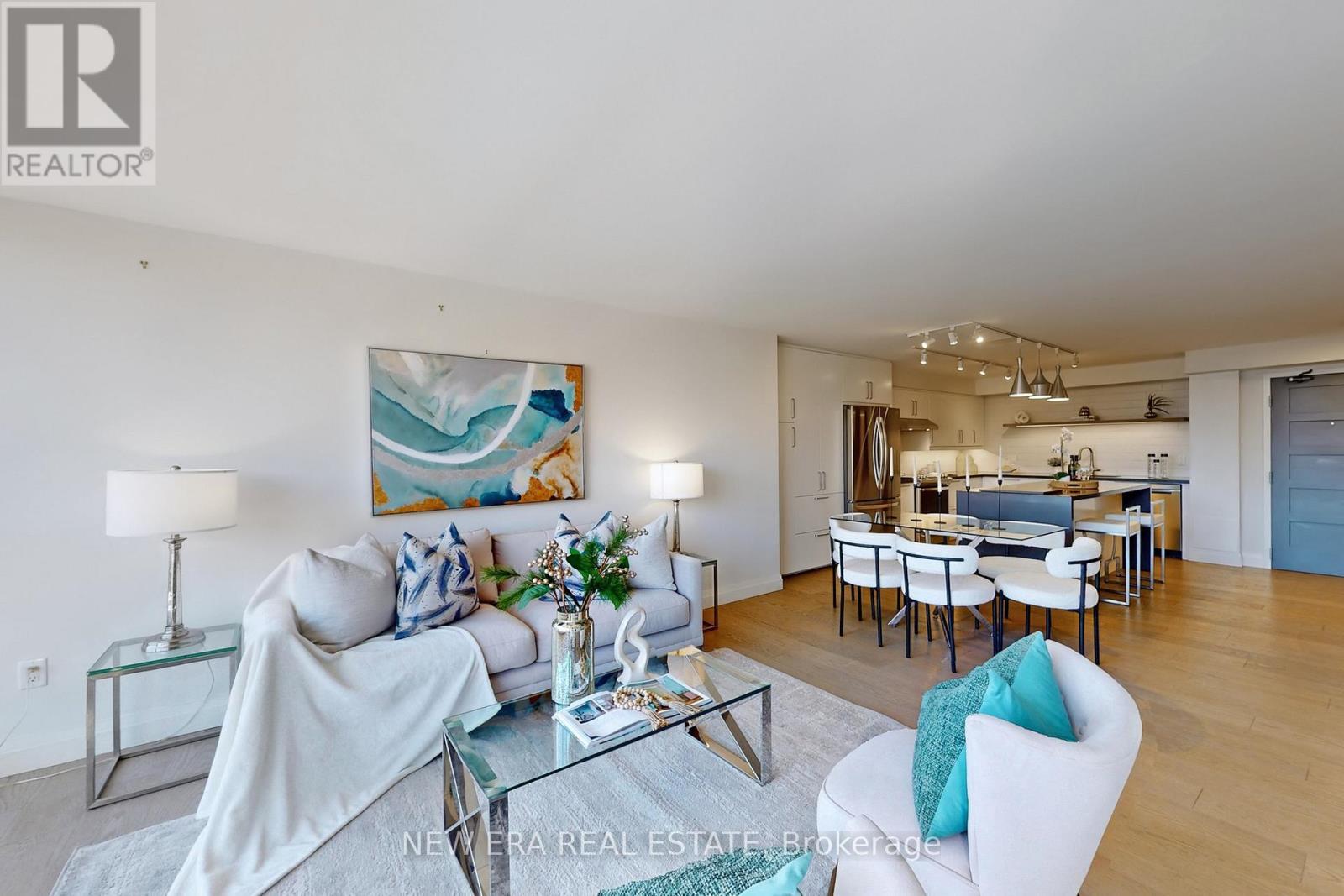 502 - 188 Spadina Avenue, Toronto, ON - Indoor Photo Showing Living Room