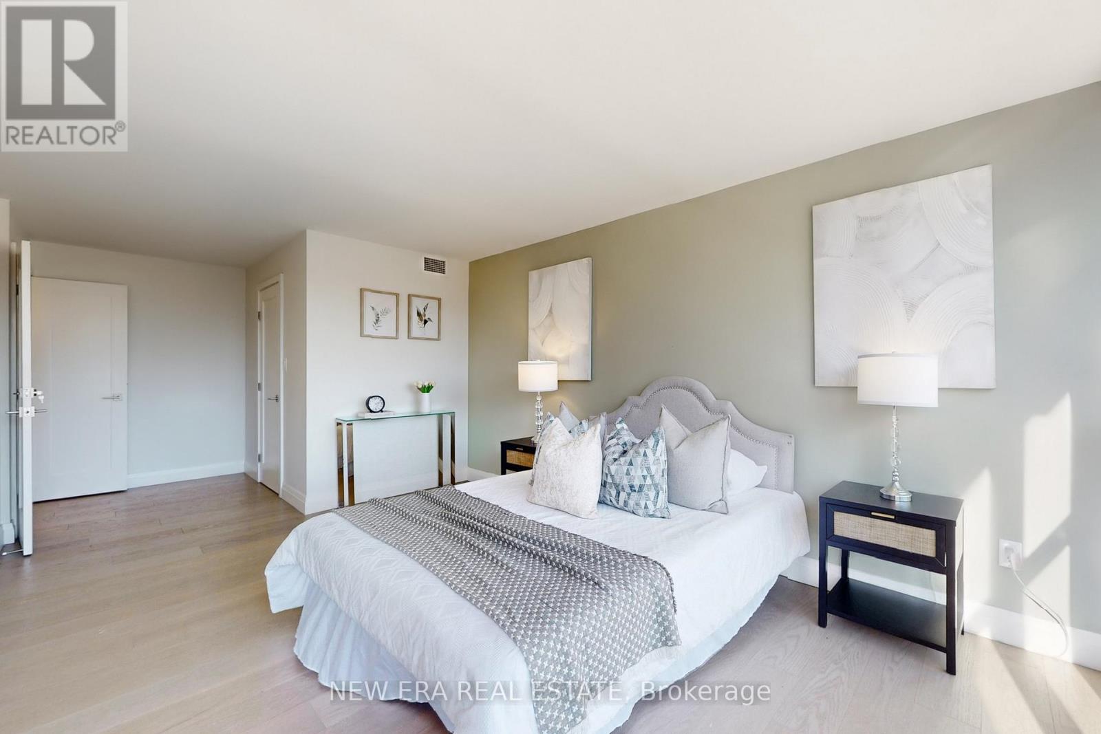 502 - 188 Spadina Avenue, Toronto, ON - Indoor Photo Showing Bedroom