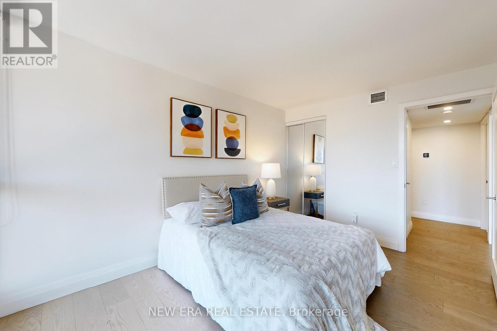 502 - 188 Spadina Avenue, Toronto, ON - Indoor Photo Showing Bedroom