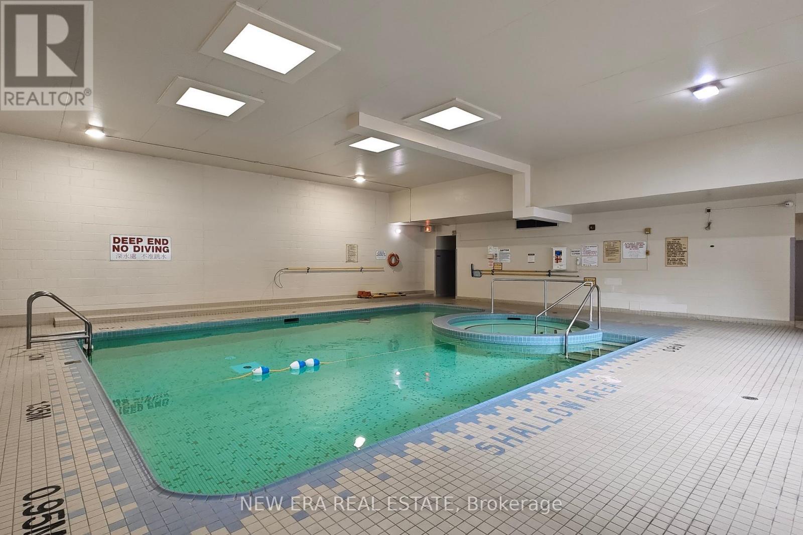 502 - 188 Spadina Avenue, Toronto, ON - Indoor Photo Showing Other Room With In Ground Pool