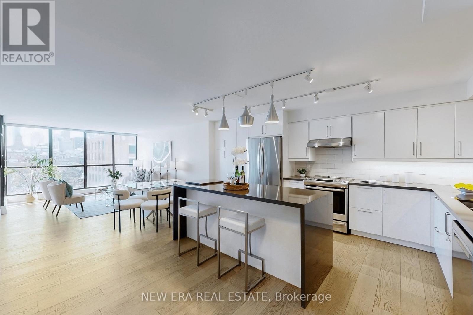 502 - 188 Spadina Avenue, Toronto, ON - Indoor Photo Showing Kitchen With Upgraded Kitchen