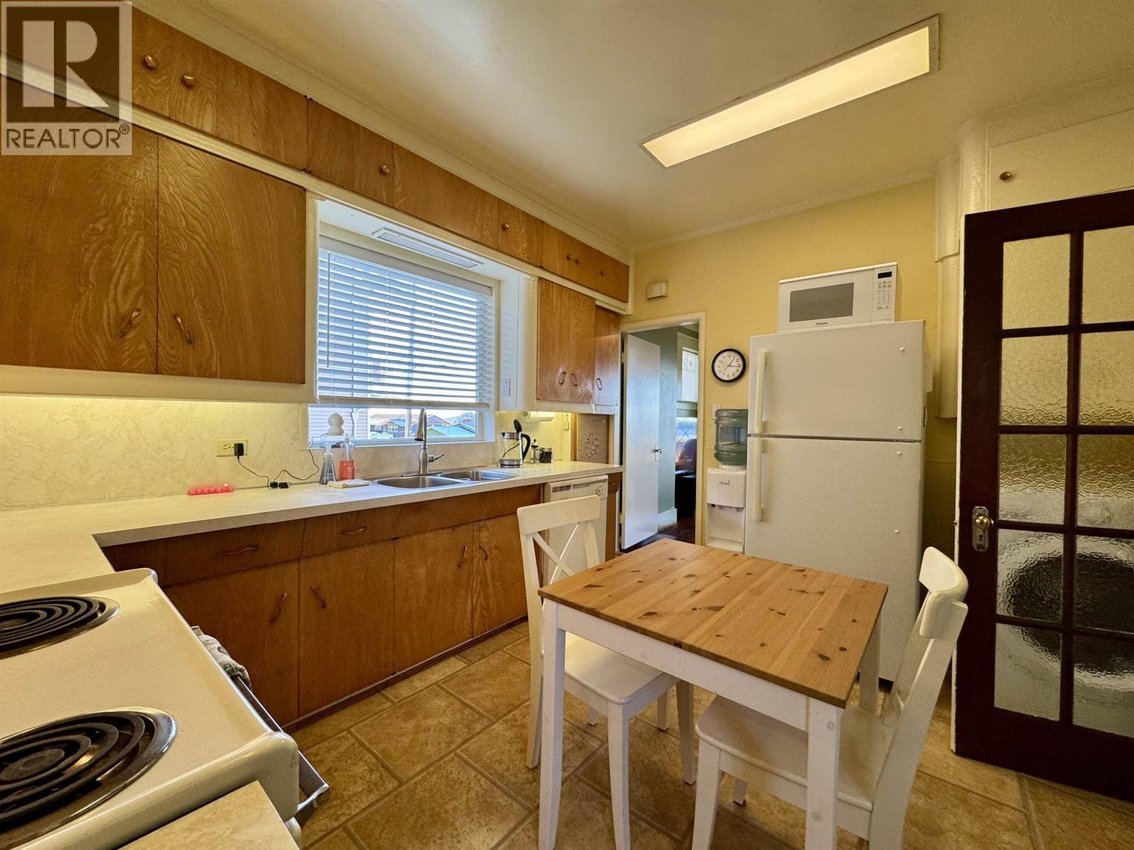 2201 Graham Avenue, Prince Rupert, BC - Indoor Photo Showing Kitchen With Double Sink