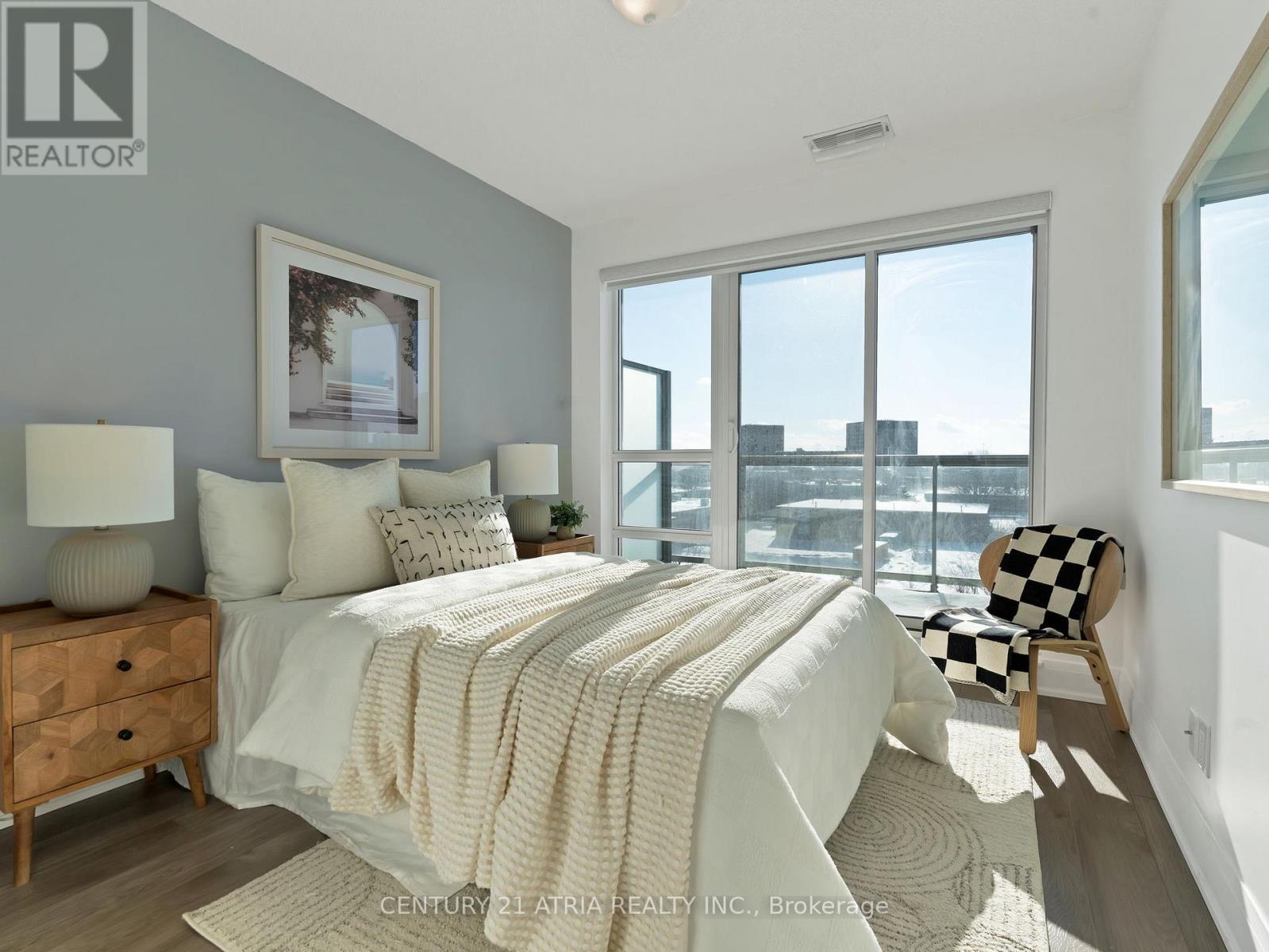 308 - 30 Herons Hills Way, Toronto, ON - Indoor Photo Showing Bedroom