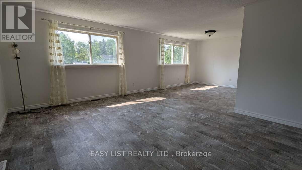 3783 Campbell Road, Severn, ON - Indoor Photo Showing Other Room