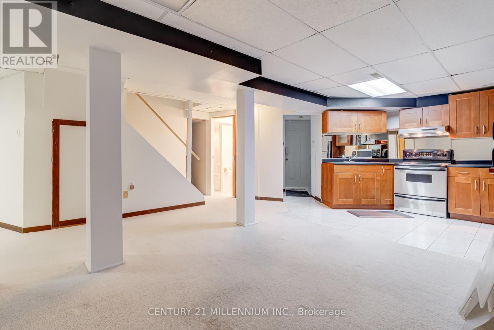 28 Tremblay Street, Brampton, ON - Indoor