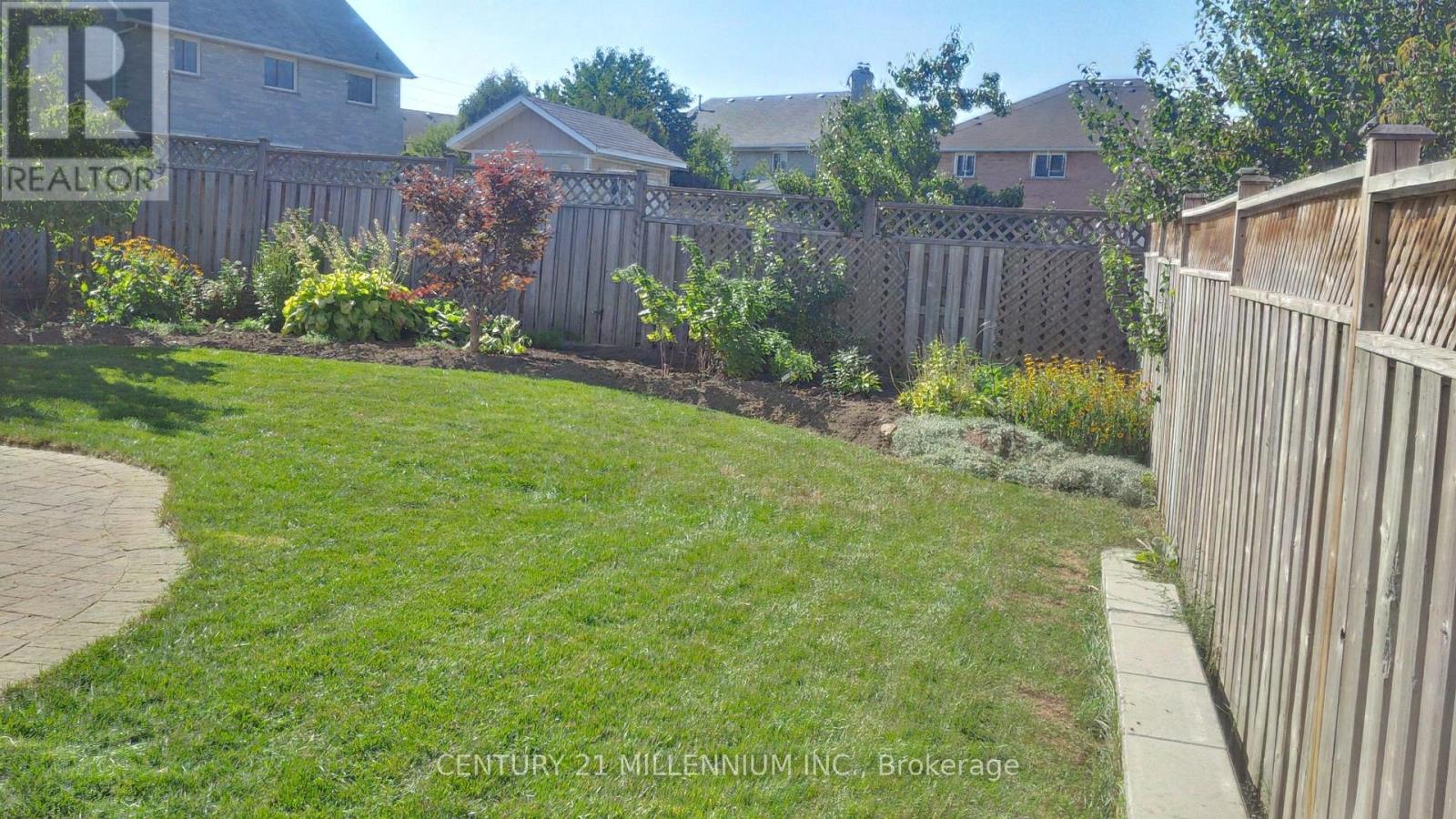 28 Tremblay Street, Brampton, ON - Outdoor