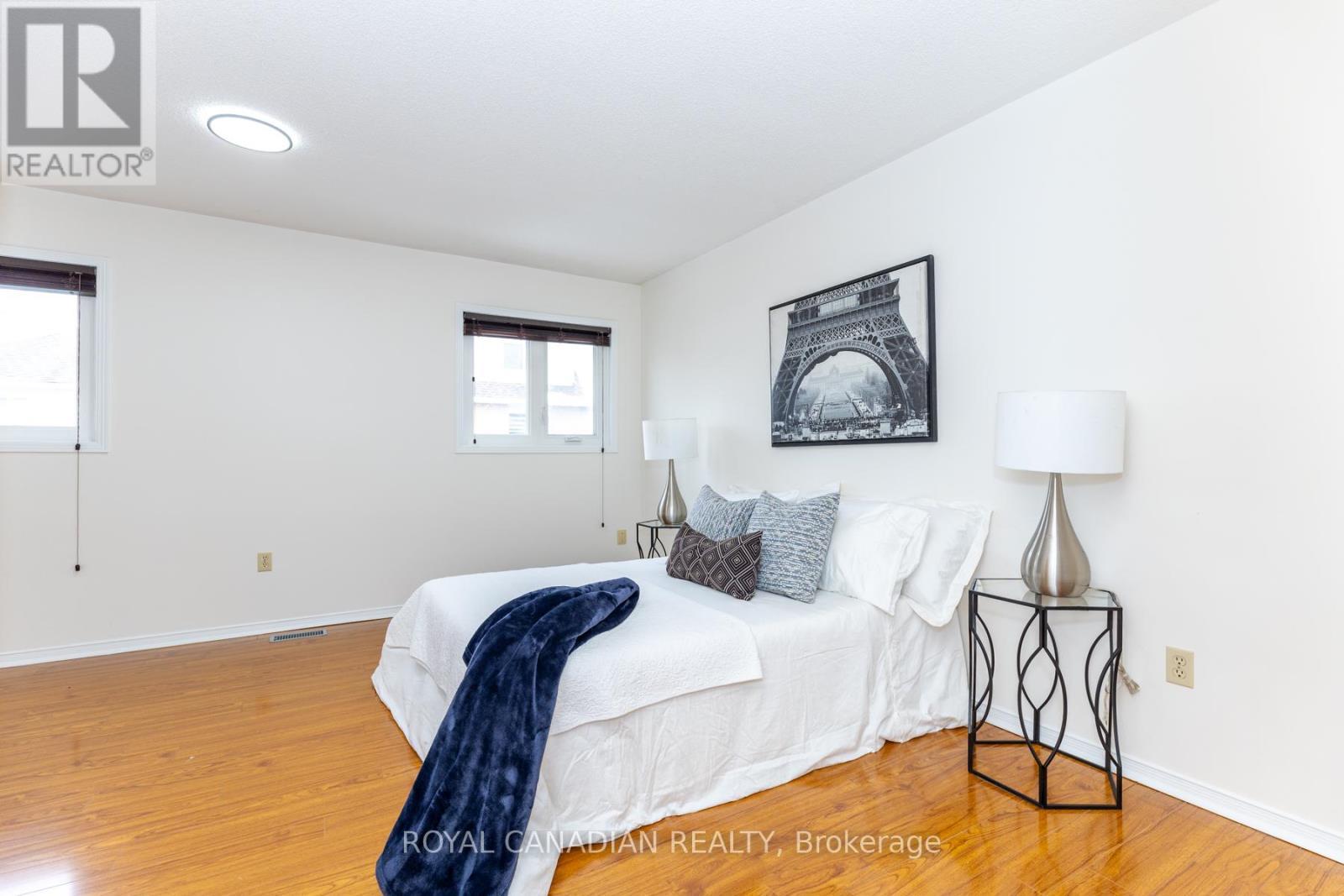32 - 49 Goldenlight Circle, Brampton, ON - Indoor Photo Showing Bedroom