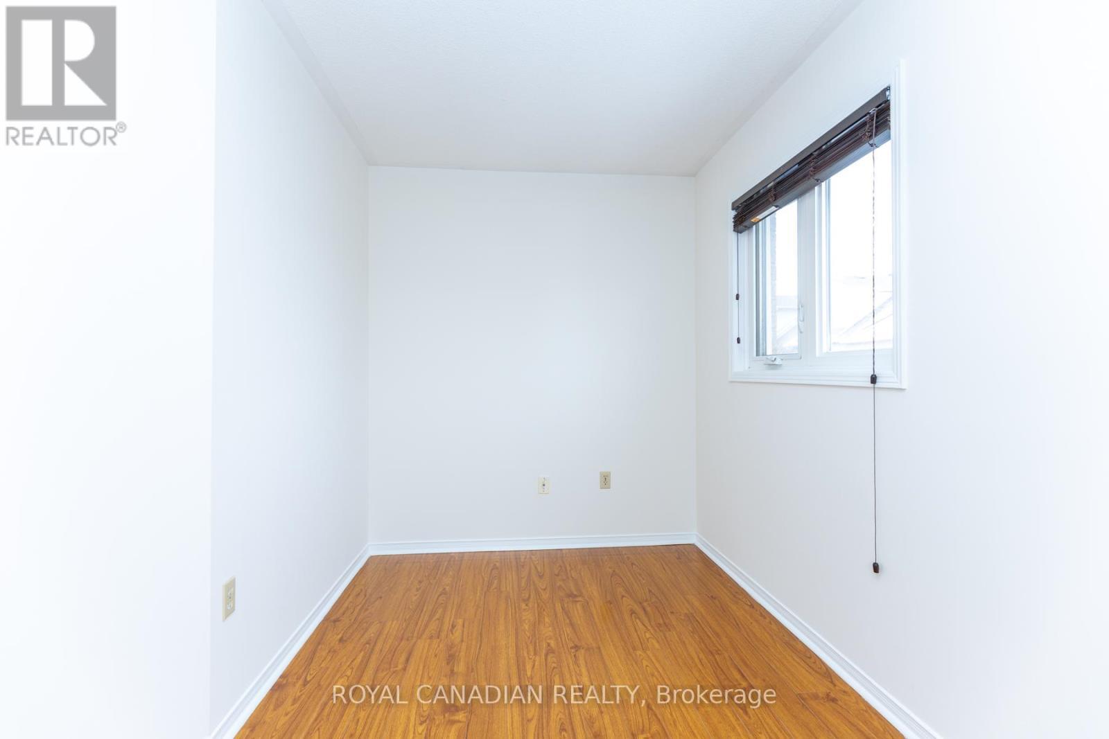 32 - 49 Goldenlight Circle, Brampton, ON - Indoor Photo Showing Other Room