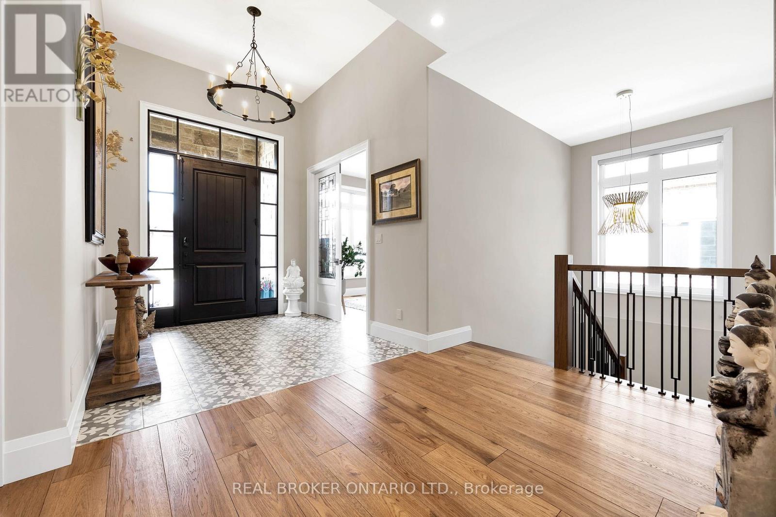 44 Pioneer Ridge Drive, Kitchener, ON - Indoor Photo Showing Other Room