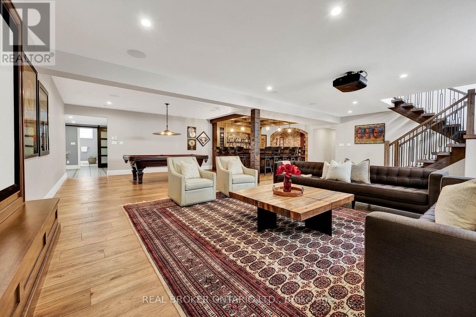 44 Pioneer Ridge Drive, Kitchener, ON - Indoor Photo Showing Living Room