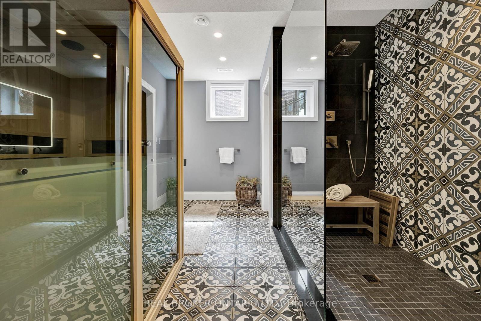 44 Pioneer Ridge Drive, Kitchener, ON - Indoor Photo Showing Other Room