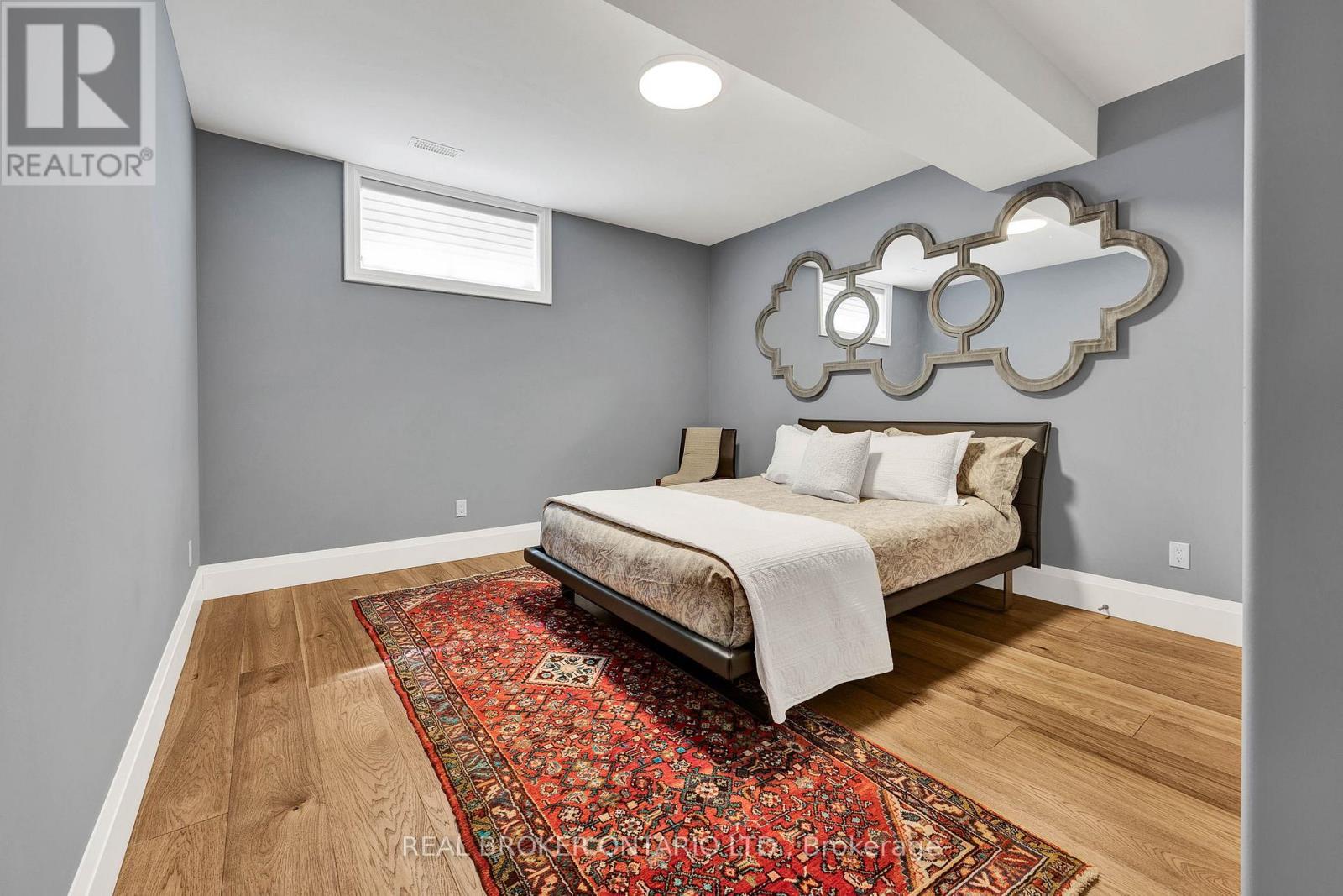 44 Pioneer Ridge Drive, Kitchener, ON - Indoor Photo Showing Bedroom