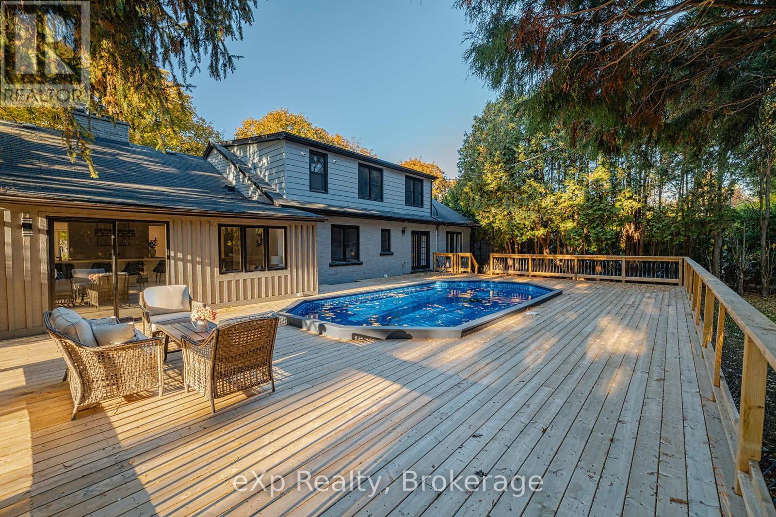 877 Kingsway Drive, Burlington (Lasalle), ON - Outdoor With Above Ground Pool With Deck Patio Veranda