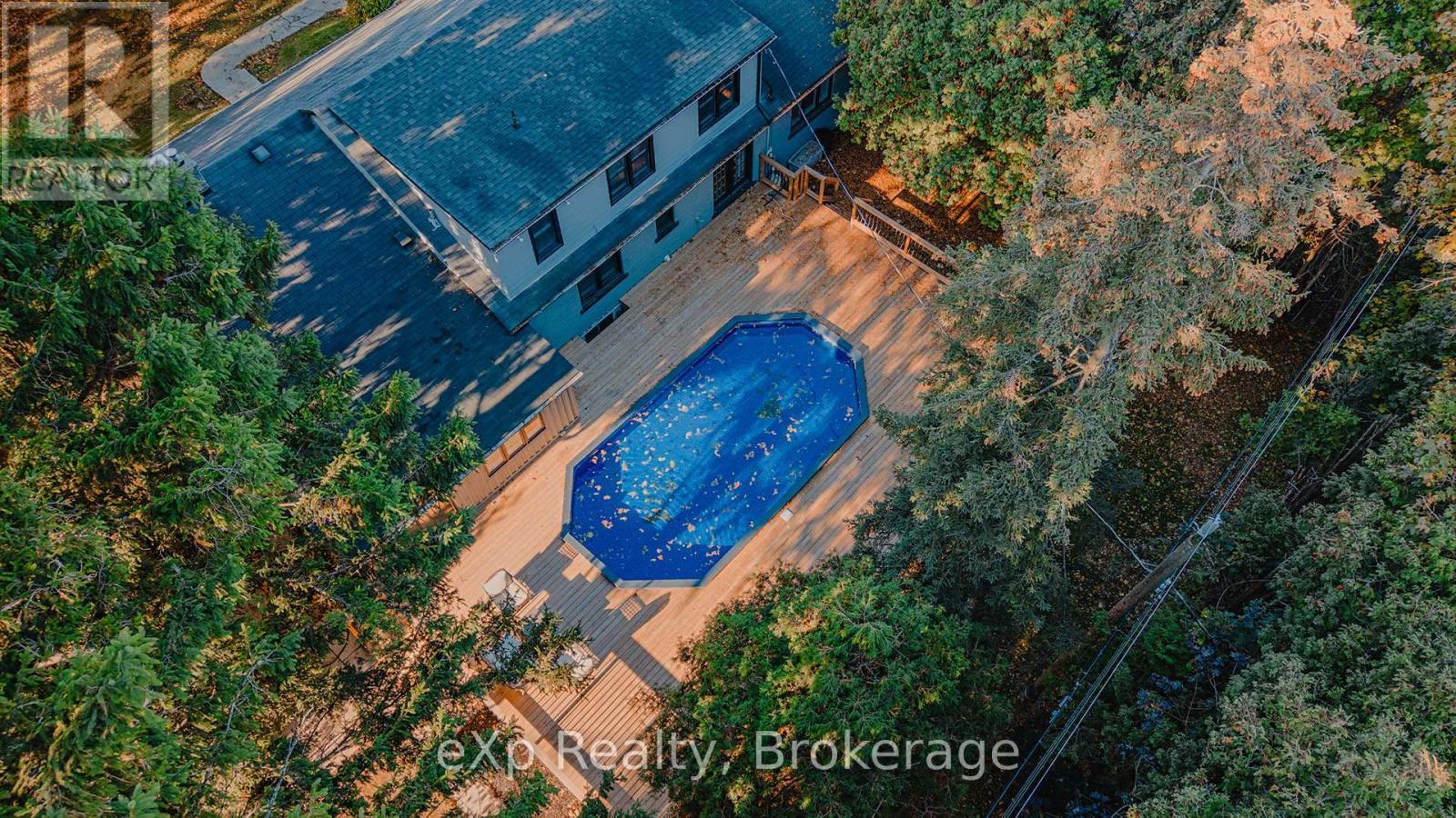 877 Kingsway Drive, Burlington (Lasalle), ON - Outdoor With In Ground Pool With View