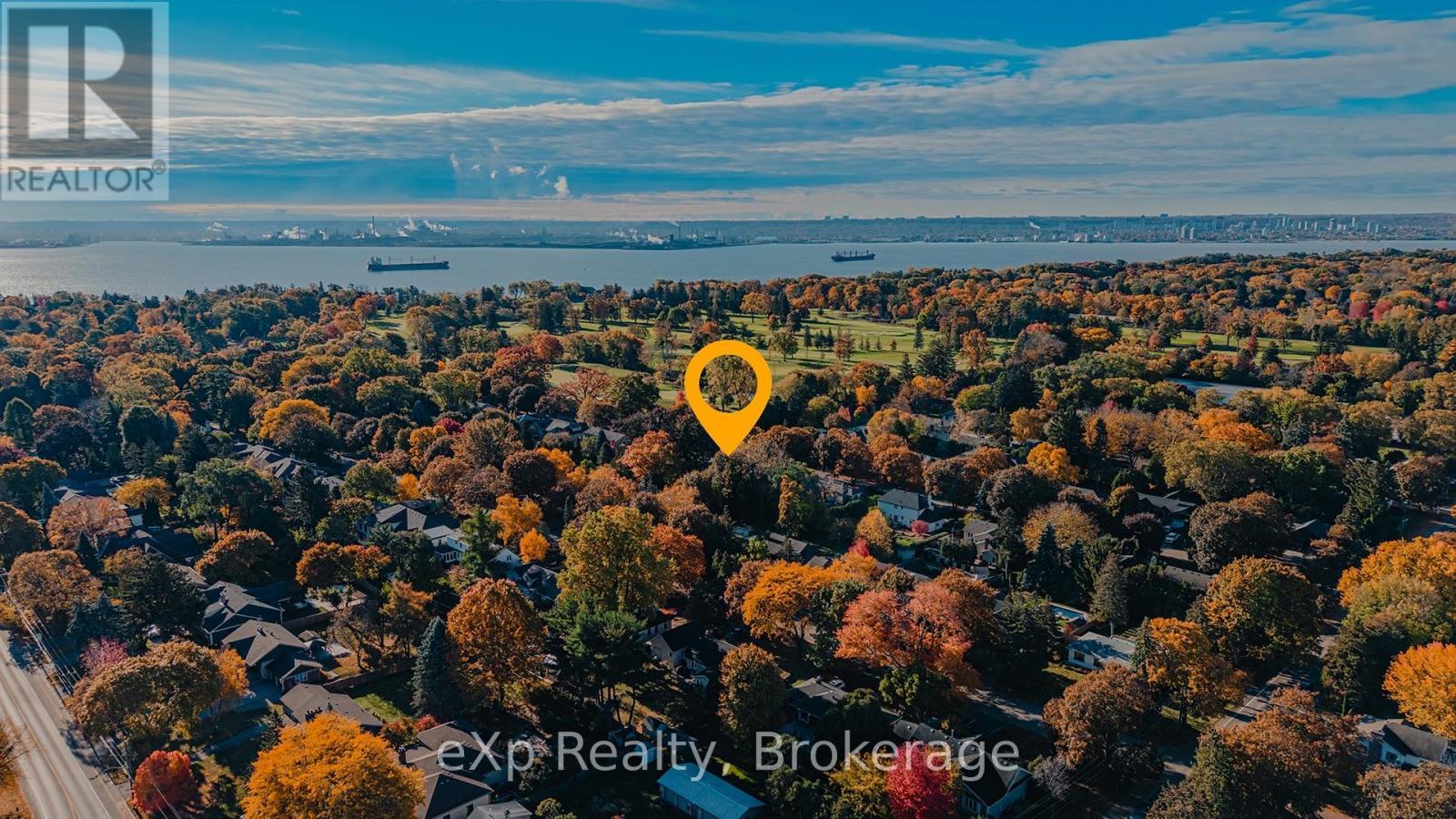 877 Kingsway Drive, Burlington (Lasalle), ON - Outdoor With View