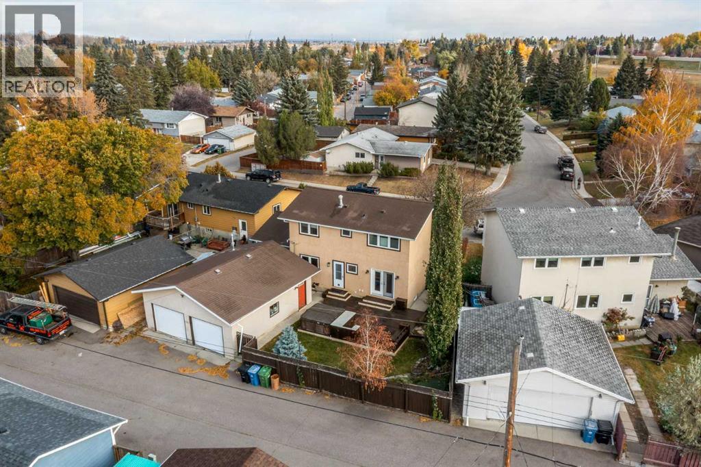 1315 Lake Michigan Crescent Se, Calgary, AB - Outdoor