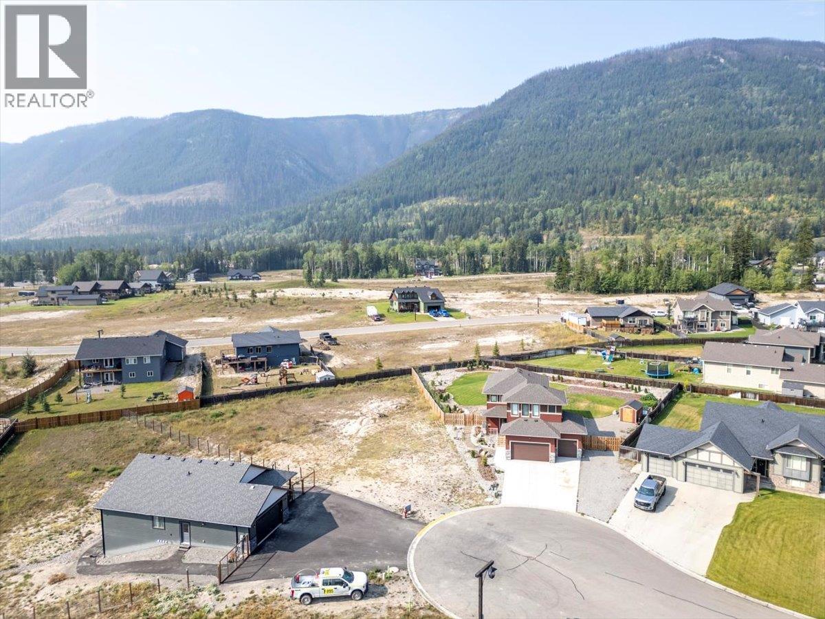 2405 Osprey Court, Sparwood, BC