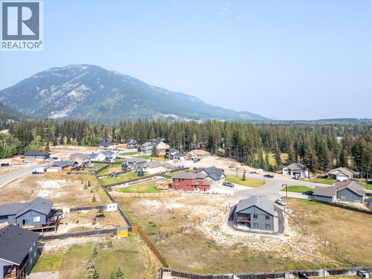 2405 Osprey Court, Sparwood, BC