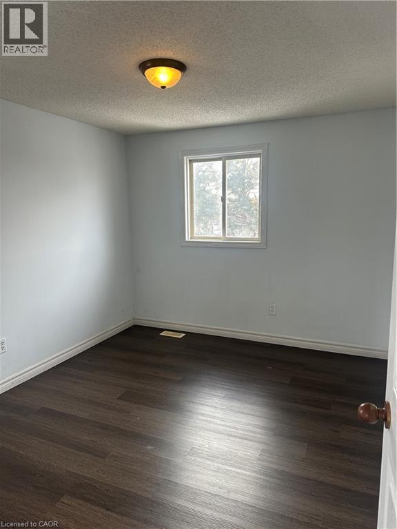 657 Grange Crescent, Waterloo, ON - Indoor Photo Showing Other Room