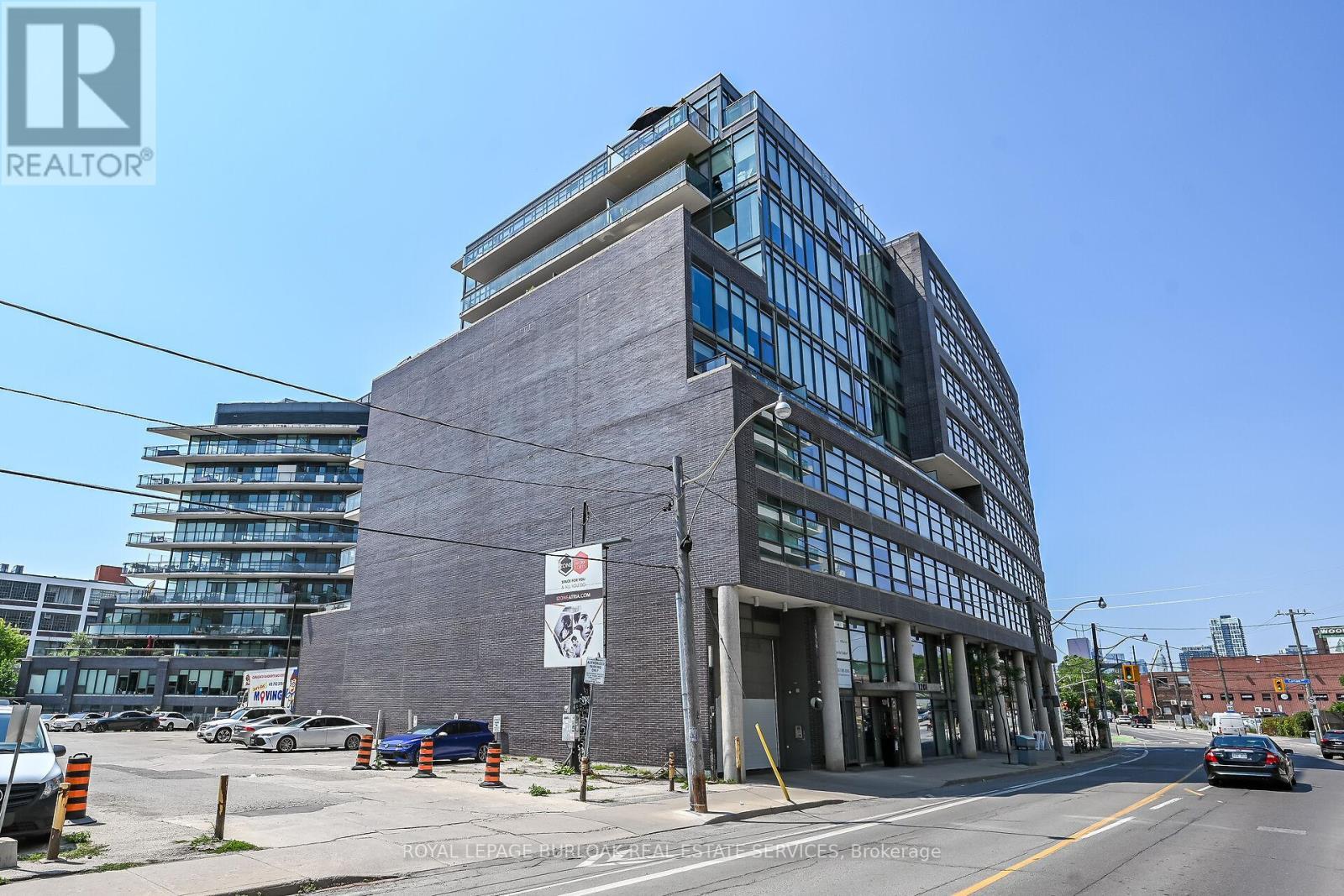 902 - 1201 Dundas Street E, Toronto, ON - Outdoor