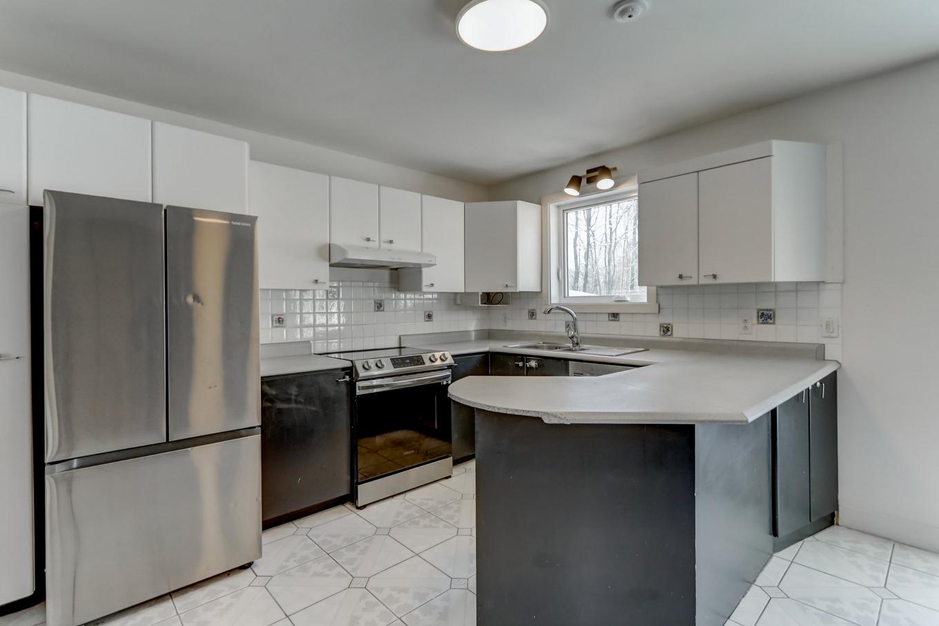Kitchen - 1003 Rue Sandra, Saint-Jérôme, QC - Indoor Photo Showing Kitchen