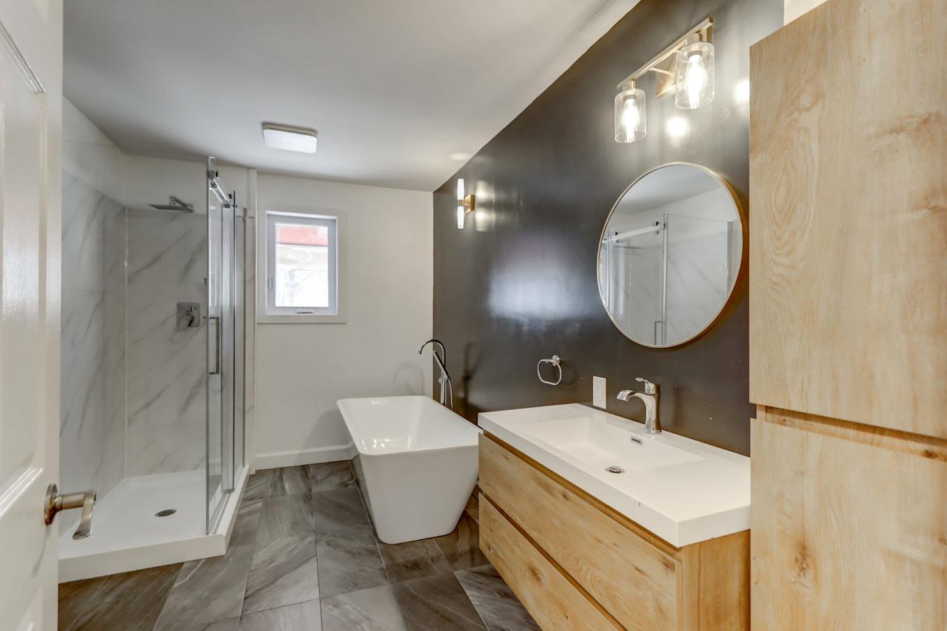 Bathroom - 1003 Rue Sandra, Saint-Jérôme, QC - Indoor Photo Showing Bathroom