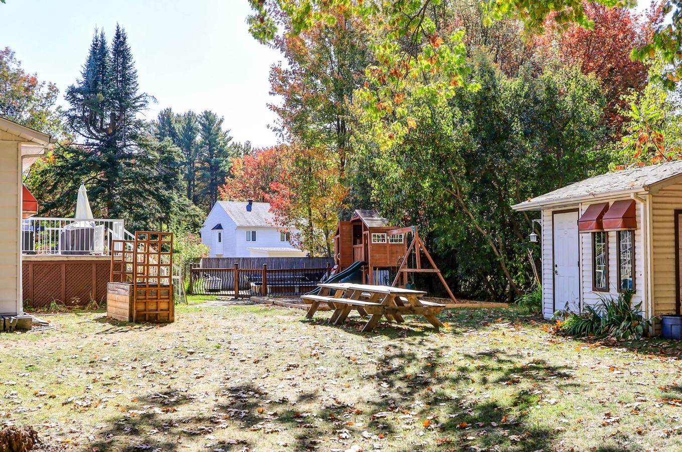 Backyard - 1003 Rue Sandra, Saint-Jérôme, QC - Outdoor