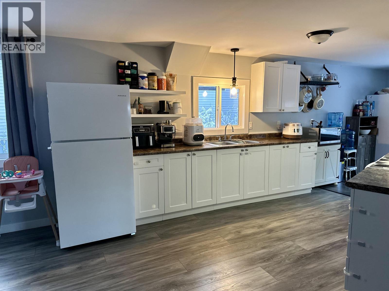 51 Hays Vale Drive, Prince Rupert, BC - Indoor Photo Showing Kitchen With Double Sink