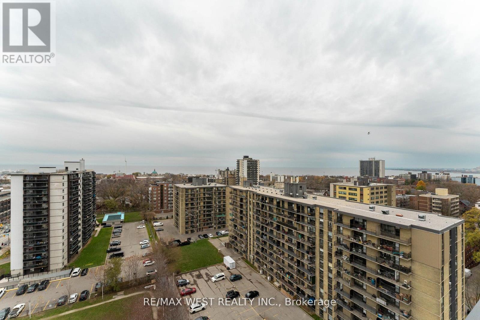 1207 - 270 Dufferin Street W, Toronto, ON - Outdoor With View