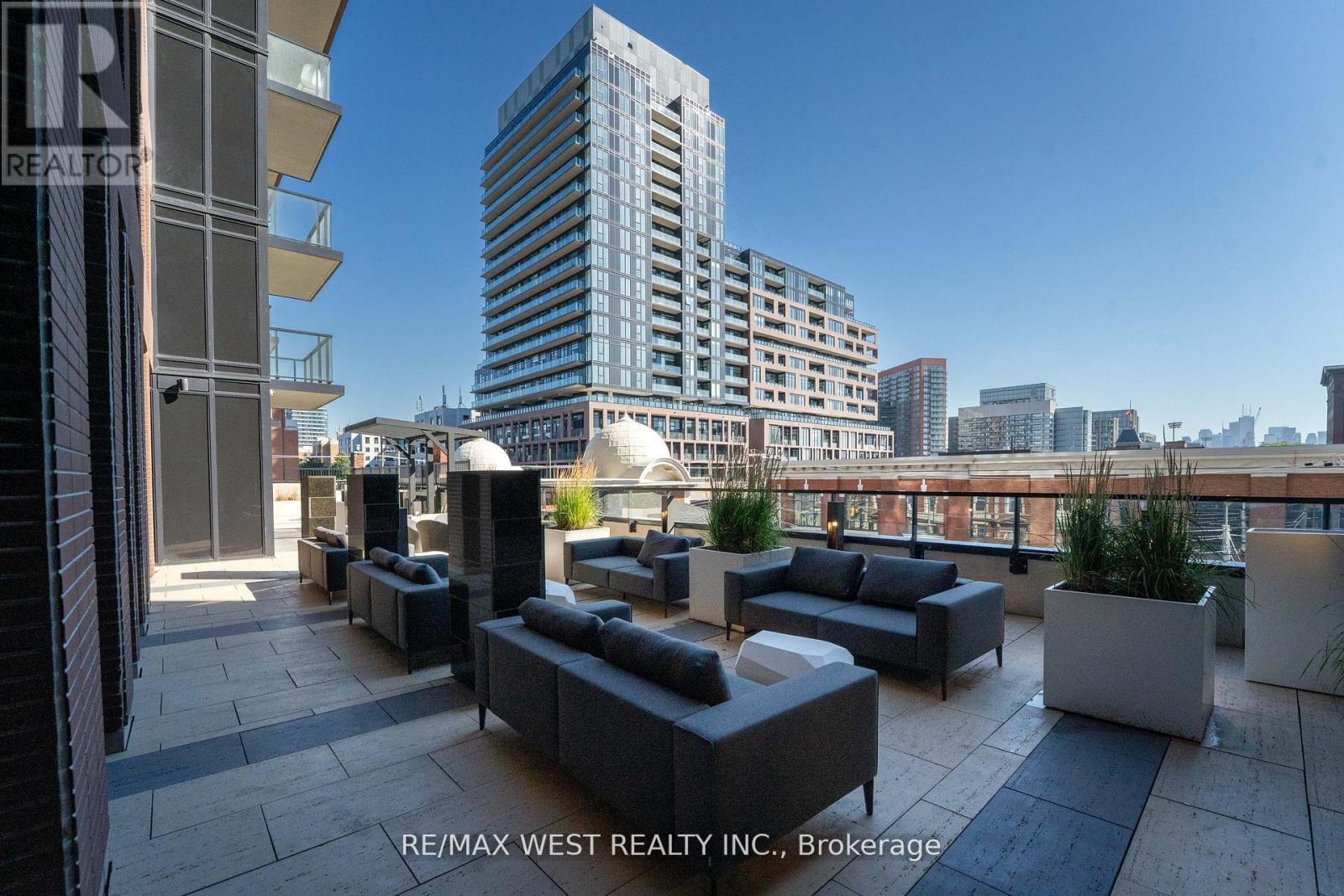 1207 - 270 Dufferin Street W, Toronto, ON - Outdoor