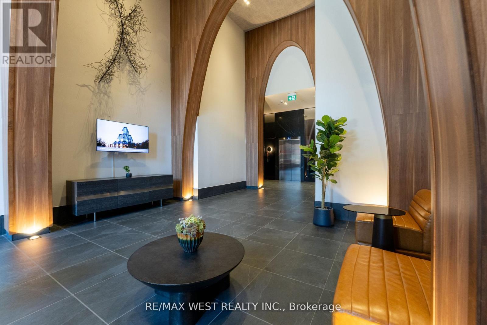 1207 - 270 Dufferin Street W, Toronto, ON - Indoor Photo Showing Other Room