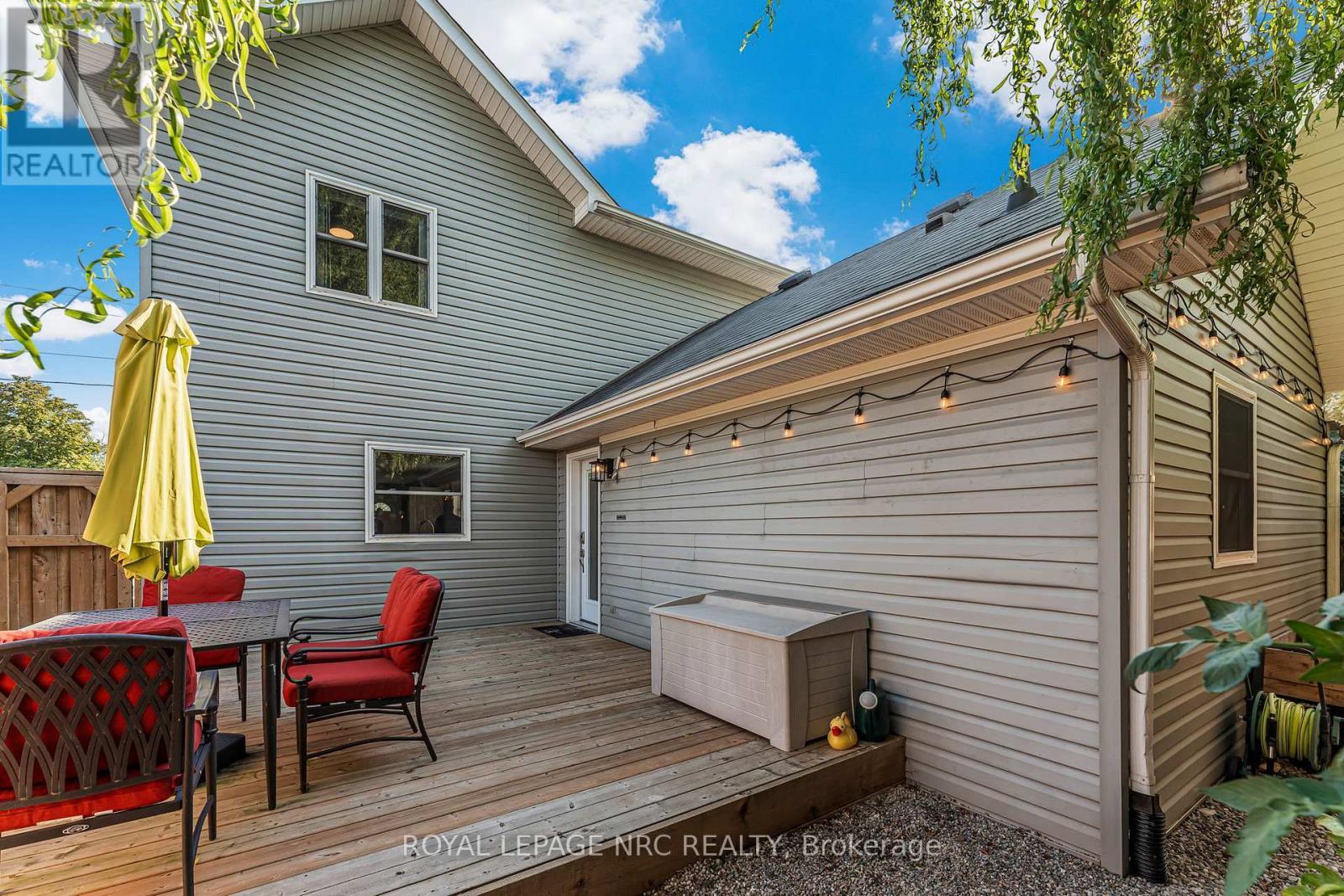12 Lincoln Road E, Fort Erie (Crystal Beach), ON - Outdoor With Deck Patio Veranda With Exterior