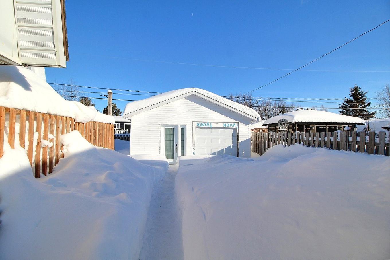 Garage - 1190 Av. Des Bois, Malartic, QC - Outdoor